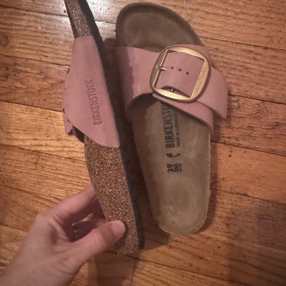 Birkenstock Madrid Single Strap Sandals in Mauve with Gold Buckles - Picture 2 of 3